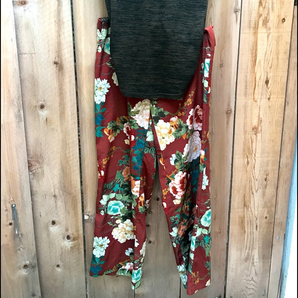 Wide legged Rust Floral Chico Pants